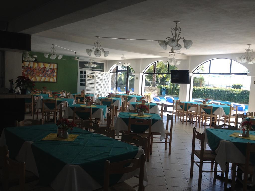 Hotel La Riviera De Atitlan Panajachel Ngoại thất bức ảnh